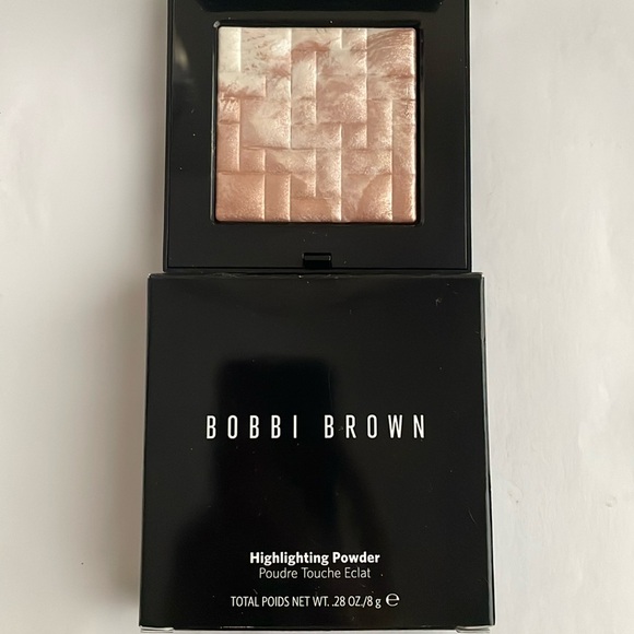 Bobbi Brown Highlighting Powder in Pink Glow Full-Size /BNIB - Picture 2 of 13